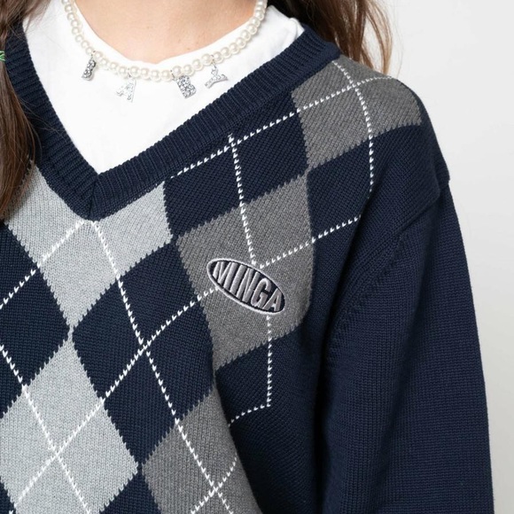 Minga London Argyle Jumper - Picture 2 of 6